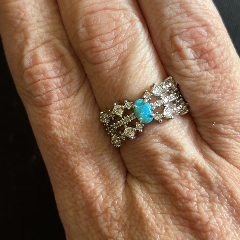 RBP 4955 The Iris Ring - Picture 4 of 4